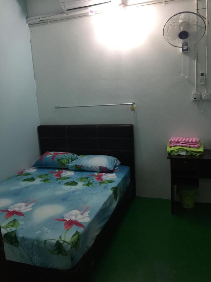 Tan’s Sibu jaya homestay Rumah Ganggu Bagian luar foto